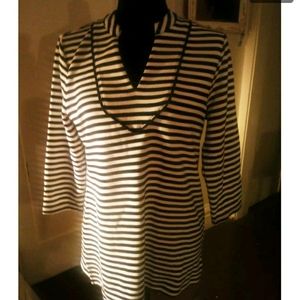 Charter Club Black & White Tunic.  Small. NWT